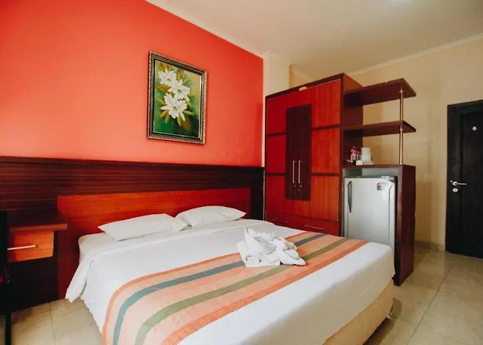 Pineapple Mansion Hotel Bonorejo
