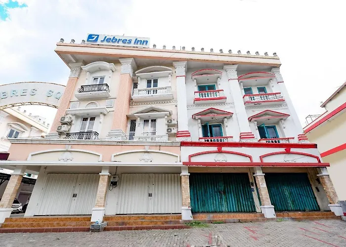 OYO 2298 Jebres House Syariah Hotel Surakarta 